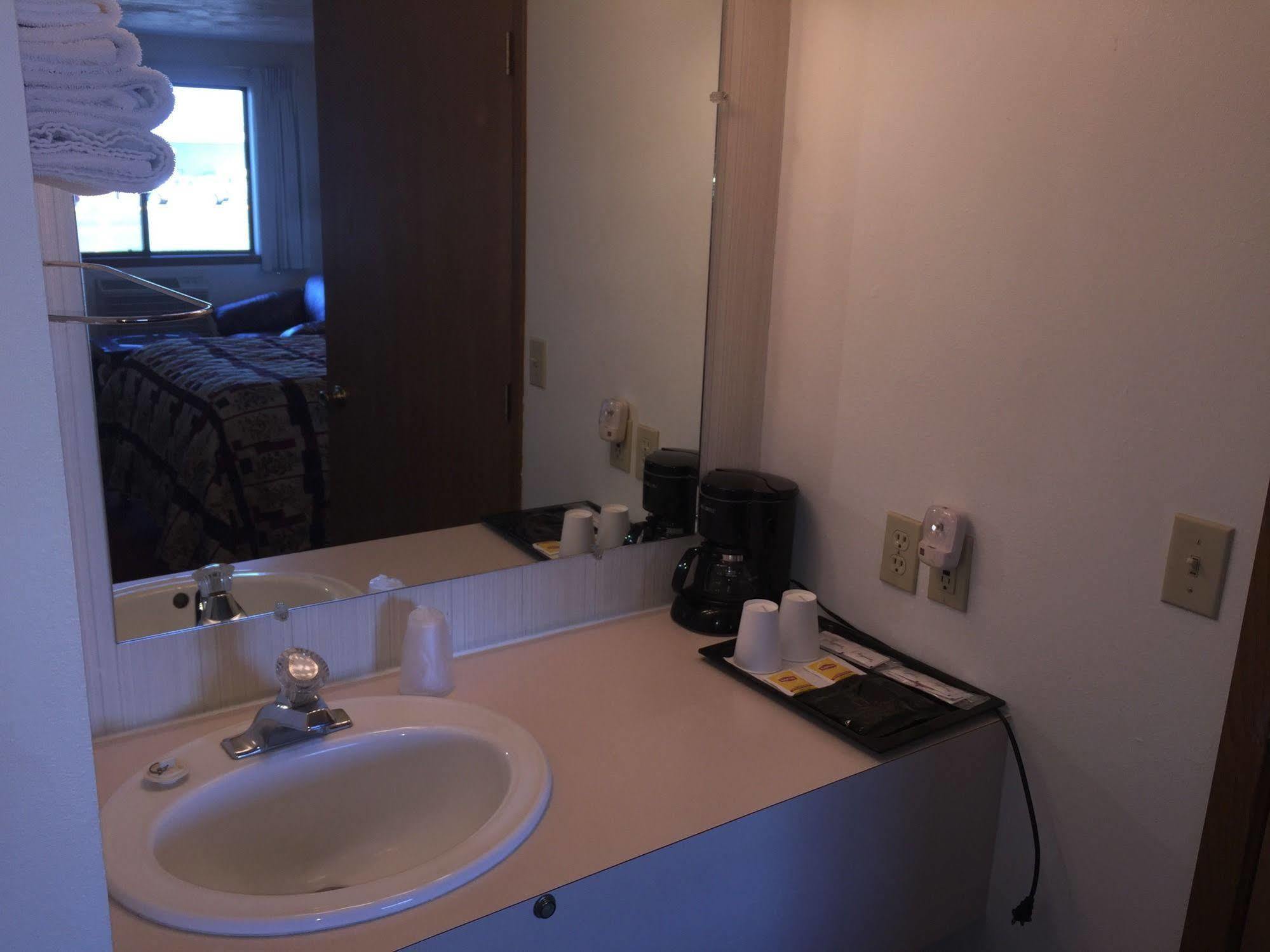 The Davenport Motel Extérieur photo